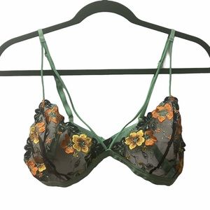 🌼 Floral lace bralette 🌼